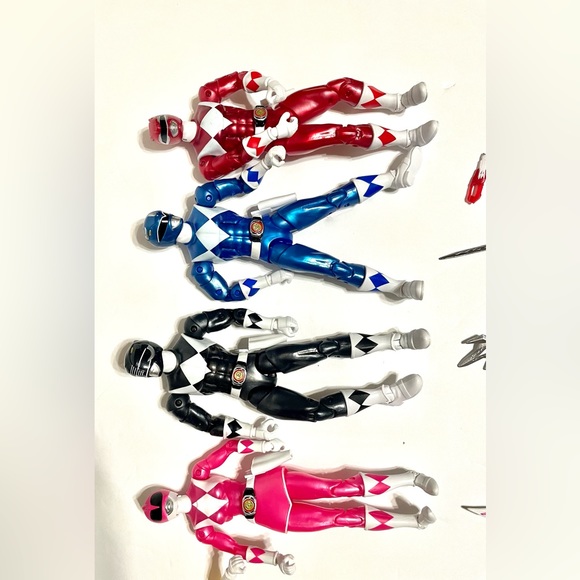 MMPR POWER RANGERS LEGACY COMPLETE METALLIC SET COLLECTION W/ WEAPONS - Picture 5 of 8